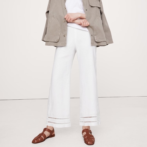 NWT  //  BANANA REPUBLIC  //  MID-RISE KICK-FLARE LACE-TRIM LINEN ANKLE PANT - Picture 1 of 2